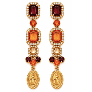 Boucles d'oreilles Bourgogne et orange avec une médaille sacrée