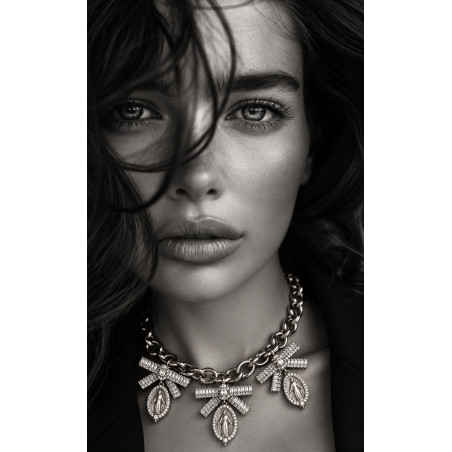 Miraculous Madonna flakes necklace